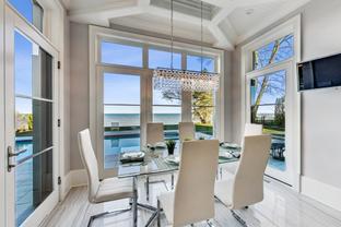 Heritage Luxury Homes por Heritage Luxury Homes en Chicago Illinois