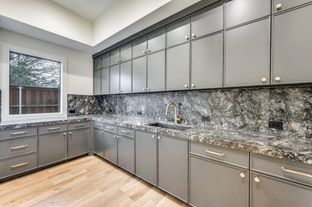 North Dallas por Ron Davis Custom Homes en Dallas Texas