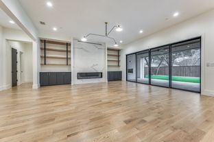 North Dallas por Ron Davis Custom Homes en Dallas Texas