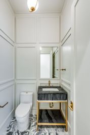 Hills Of Kingswood por Ron Davis Custom Homes en Dallas Texas
