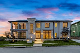 Hills Of Kingswood por Ron Davis Custom Homes en Dallas Texas