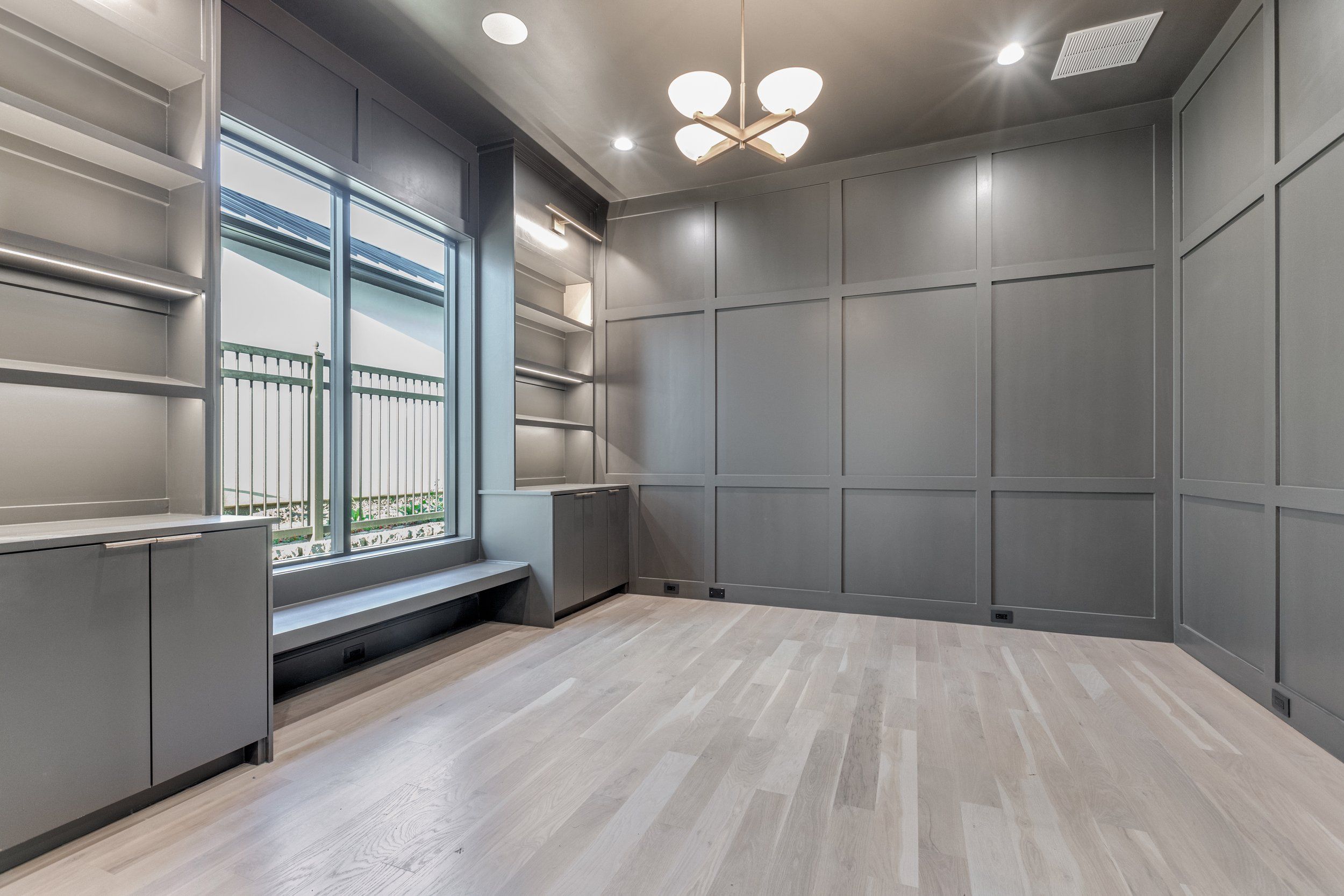 Hills Of Kingswood por Ron Davis Custom Homes en Dallas Texas