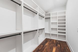 White Pines Building Group por White Pines Building Group en Nashville Tennessee