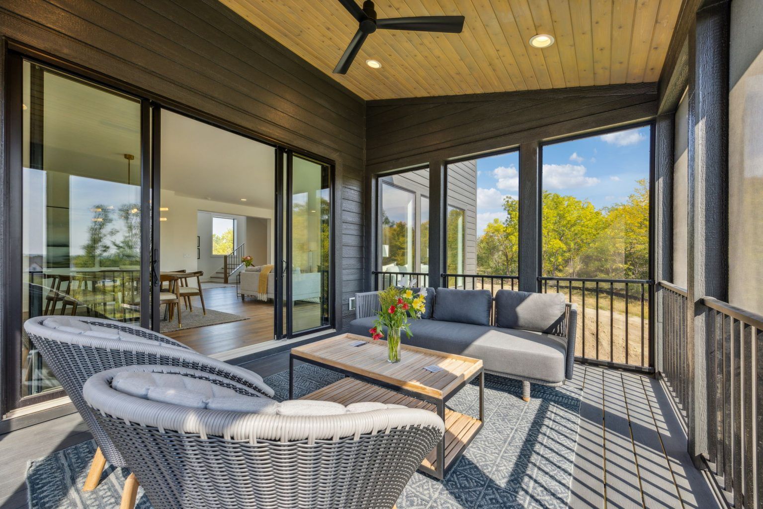 Carlson Bluffs por McDonald Construction en Minneapolis-St. Paul Minnesota