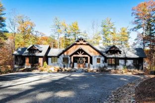 Lake James Custom Homes, LLC por Lake James Custom Homes, LLC en Asheville North Carolina