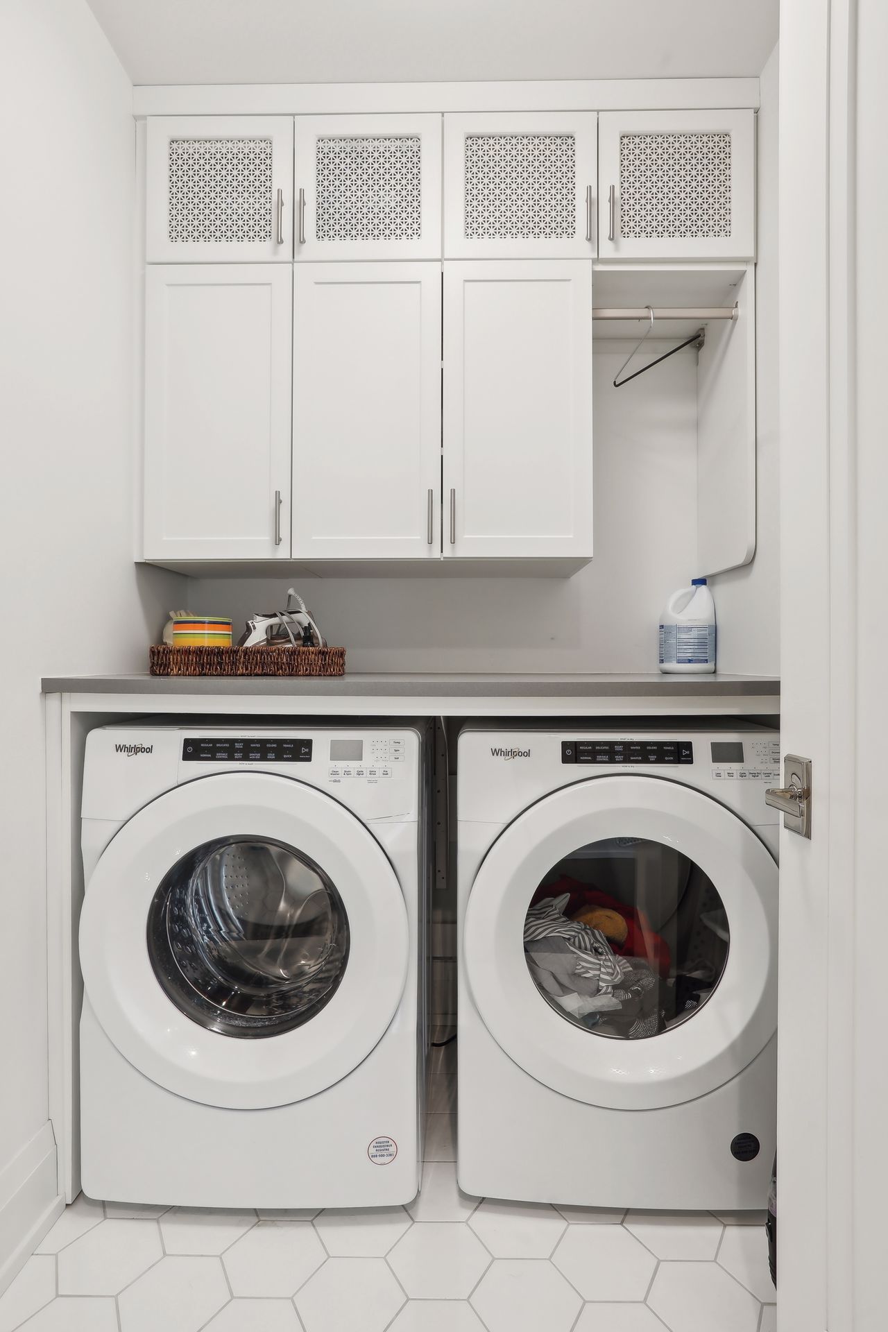 Plan Unknown - Eleven: Minneapolis, Minnesota - Eleven