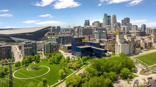 Eleven por Eleven en Minneapolis-St. Paul Minnesota