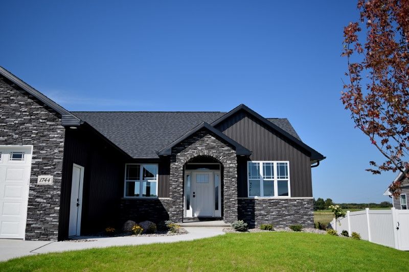 casa en Robert Peters Construction por Robert Peters Construction