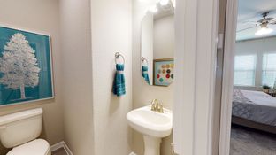 Rollingbrook Estates por Colina Homes en Houston Texas