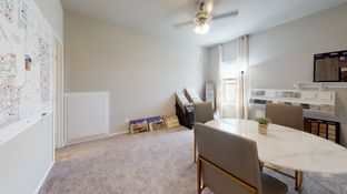 Rollingbrook Estates por Colina Homes en Houston Texas