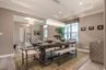 casa en Pioneer Oaks por KLM Builders Inc