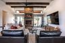 casa en Crystal Creek Builders, Inc. por Crystal Creek Builders, Inc.