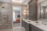 casa en Thousand Oaks por KLM Builders Inc