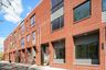 casa en Fifteen ON Hope por Catalyst City Development