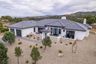 casa en Crystal Creek Builders, Inc. por Crystal Creek Builders, Inc.