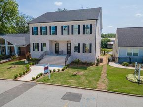Perry Street - Newnan, GA