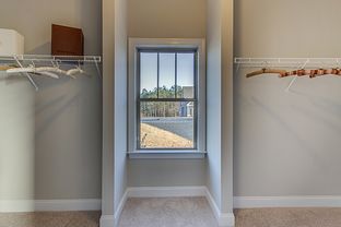 Oak Grove por Dustin Shaw Homes en Atlanta Georgia