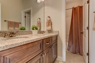 Oak Grove por Dustin Shaw Homes en Atlanta Georgia