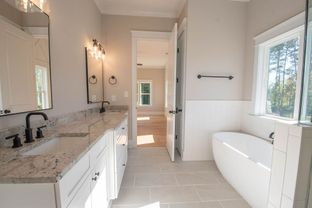 Platinum Ridge por Dustin Shaw Homes en Atlanta Georgia