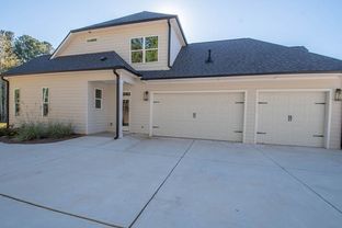 Platinum Ridge por Dustin Shaw Homes en Atlanta Georgia