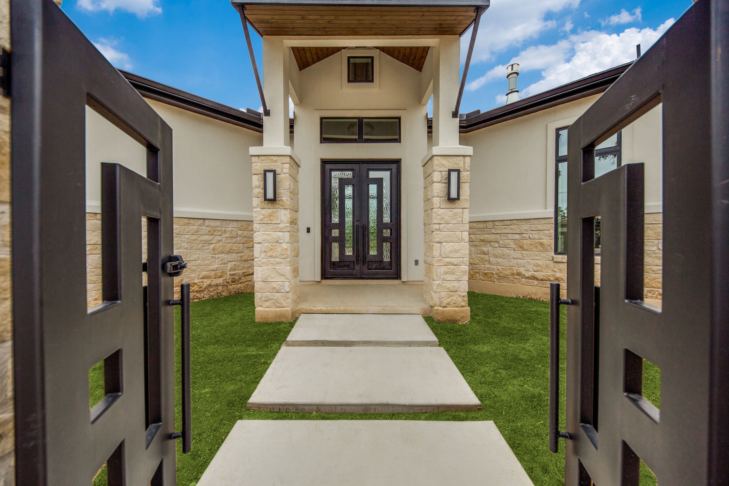 casa en Genuine Custom Homes por Genuine Custom Homes