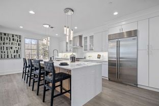 Lakeshore Estates por Lakeshore Estates en Bergen County New Jersey