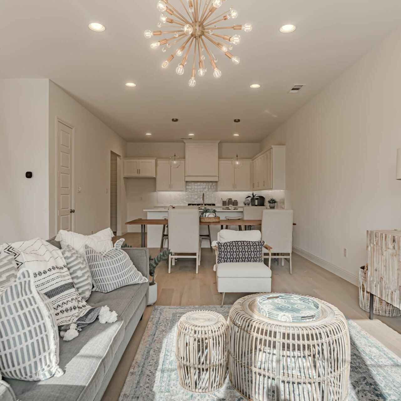 Plan Unknown - Trinity Groove: River Oaks, Texas - Village Homes