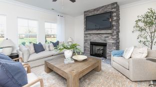 Royal Pines por Keystone Homes en Greensboro-Winston-Salem-High Point North Carolina