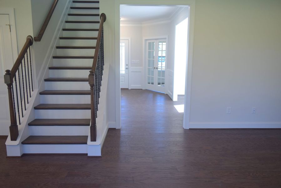 7879 Pine Forest Drive Oak Ridge Nc. Oak Ridge, NC 27310