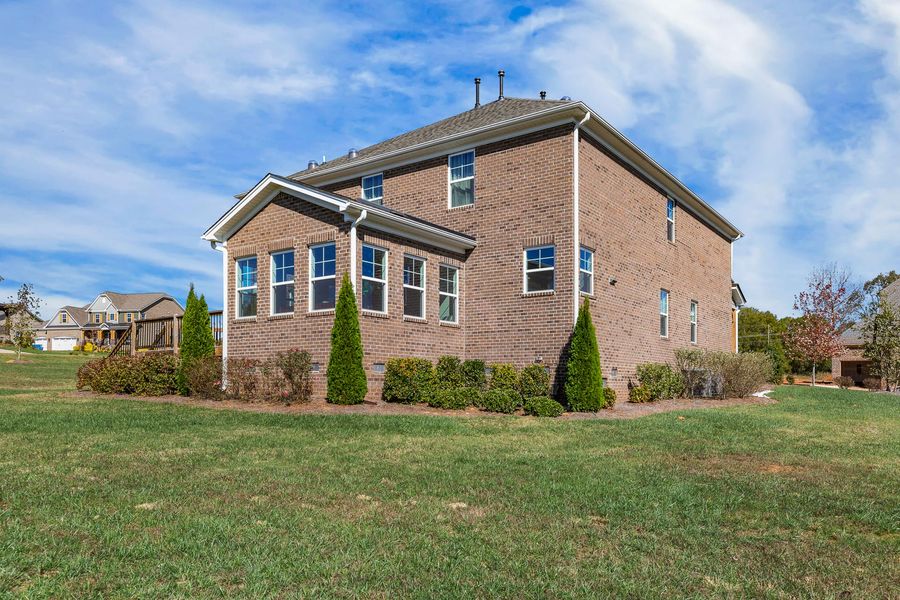 8015 Northwest Meadows Drive Stokesdale. Stokesdale, NC 27357