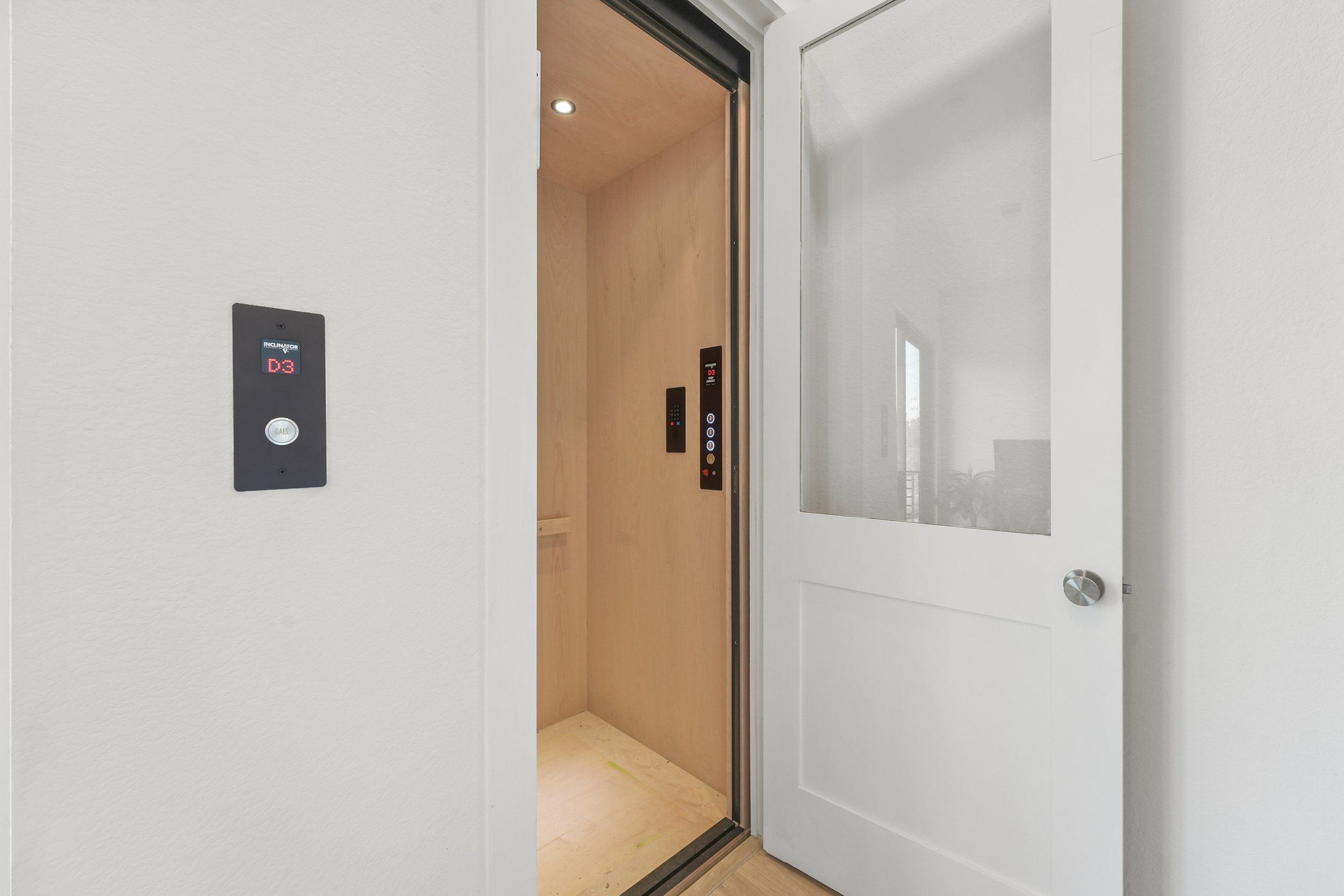 casa en Commonwealth Park por Owais Developments