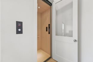 Commonwealth Park por Owais Developments en Houston Texas