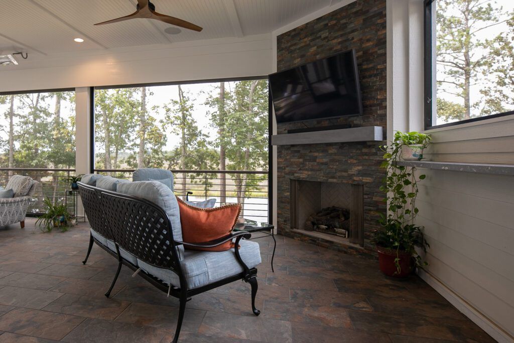 casa en Firetti Builders, Inc. por Firetti Builders, Inc.