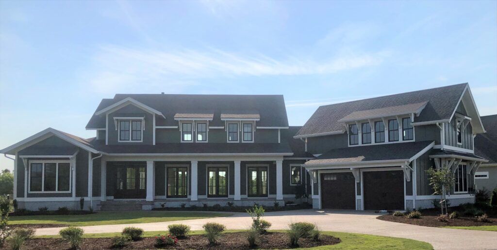 casa en Firetti Builders, Inc. por Firetti Builders, Inc.