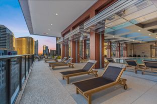 1105 West Peachtree por Selig Enterprises en Atlanta Georgia