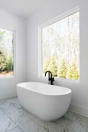 Waterview Townhomes Of Lake Arrowhead por Rezide Properties en Atlanta Georgia
