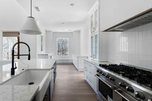 Waterview Townhomes Of Lake Arrowhead por Rezide Properties en Atlanta Georgia