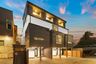 casa en Eastlake Six por Mirra Homes, LLC