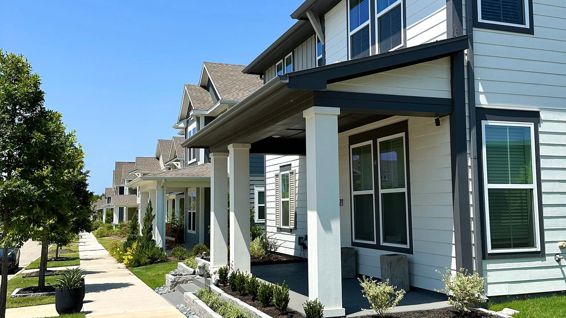 casa en Homestead At Liberty Grove por Arcadia Realty Corp