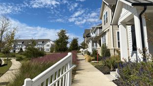 Thomas Place por Arcadia Realty Corp en Dallas Texas