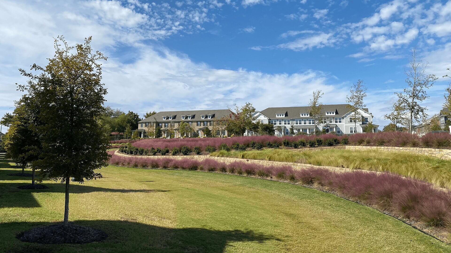 Thomas Place por Arcadia Realty Corp en Dallas Texas