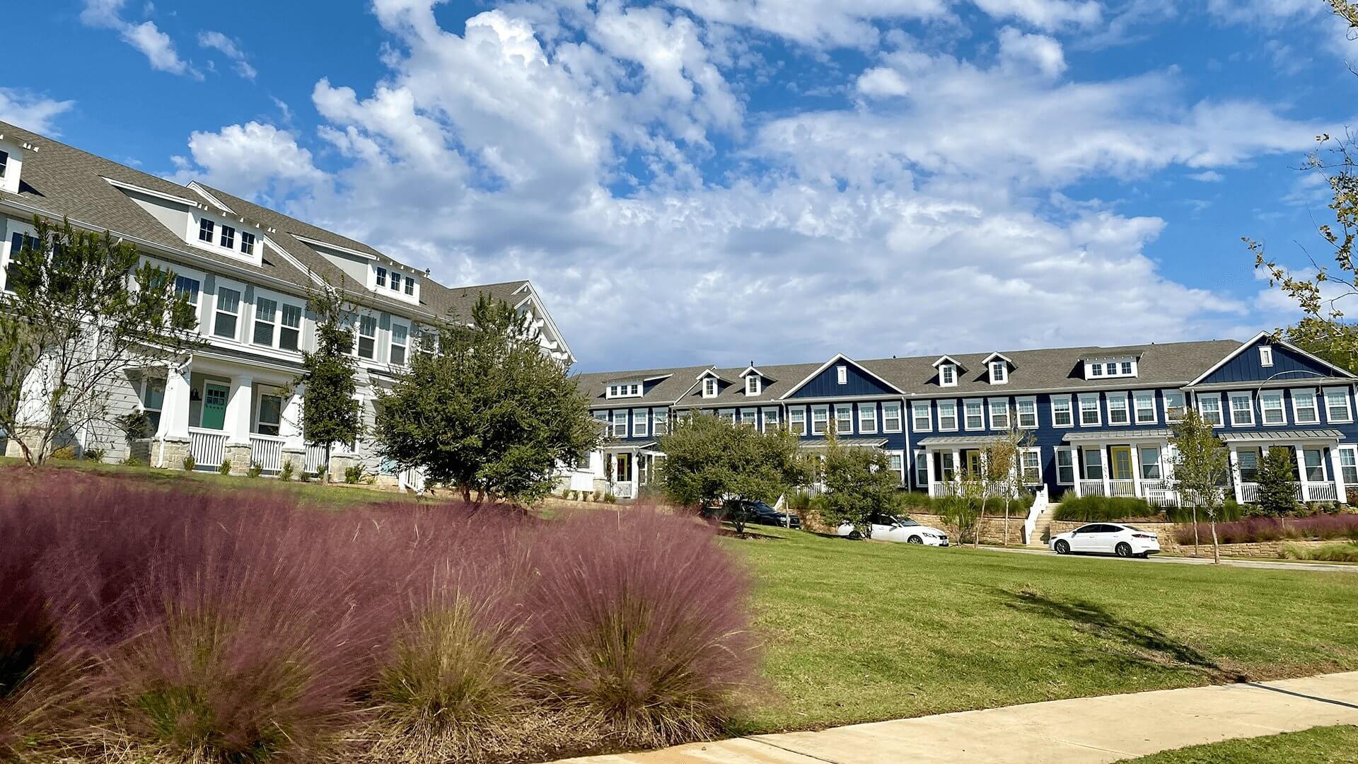 casa en Thomas Place por Arcadia Realty Corp