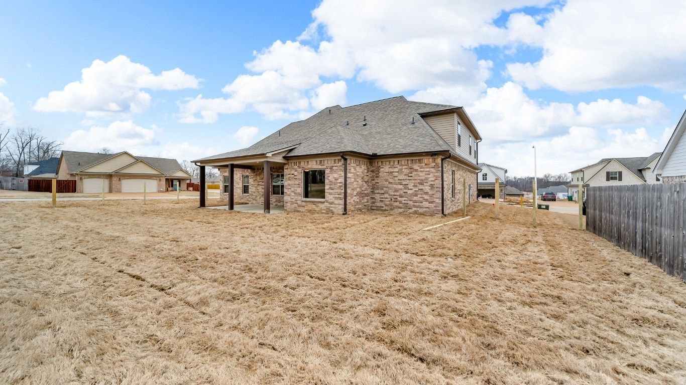 Arlington TN Home Builder por D&D Custom Homes en Memphis Tennessee