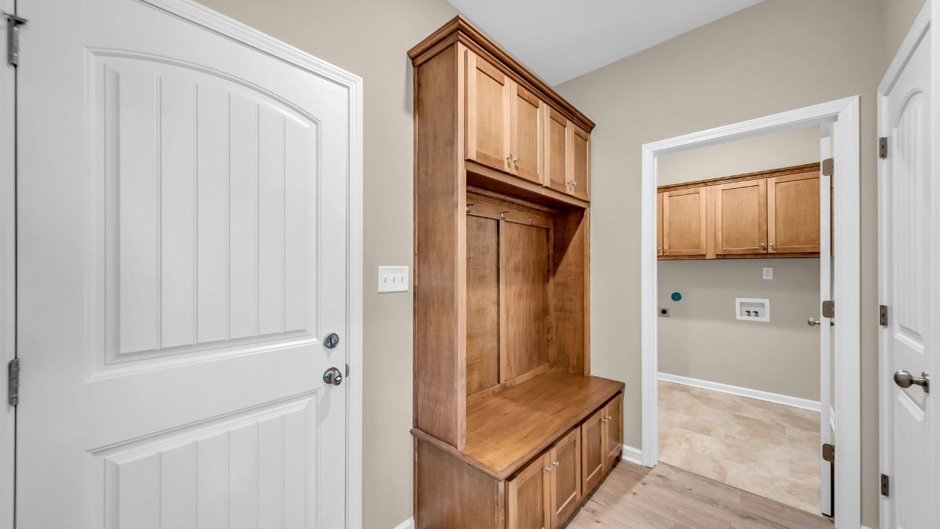 Arlington TN Home Builder por D&D Custom Homes en Memphis Tennessee