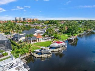 Sposen Signature Homes LLC por Sposen Signature Homes LLC en Fort Myers Florida