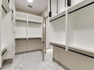 Neiman Foster Homes por Neiman Foster Homes en Austin Texas