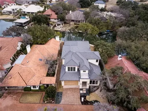 Neiman Foster Homes - Horseshoe Bay, TX