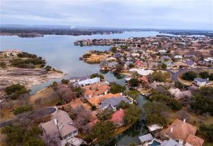 Neiman Foster Homes por Neiman Foster Homes en Austin Texas