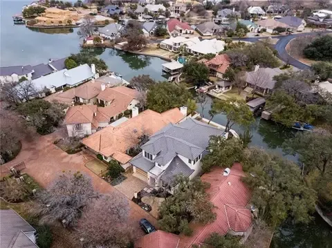 Neiman Foster Homes - Horseshoe Bay, TX