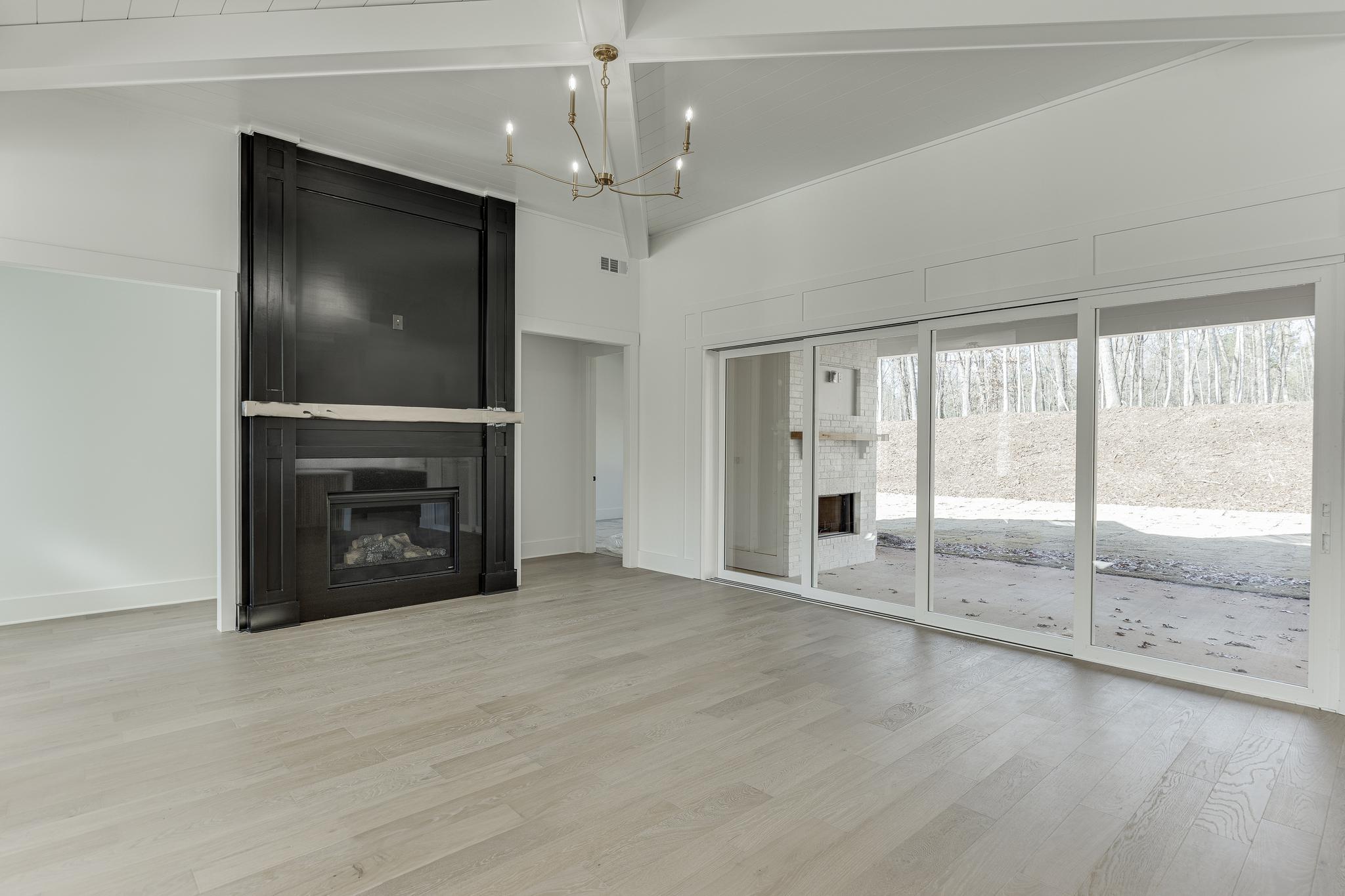 casa en Meadowlanier por Nash Properties, Inc.